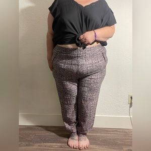 Torrid size 4 short plaid pink, black and white super soft pants brand new